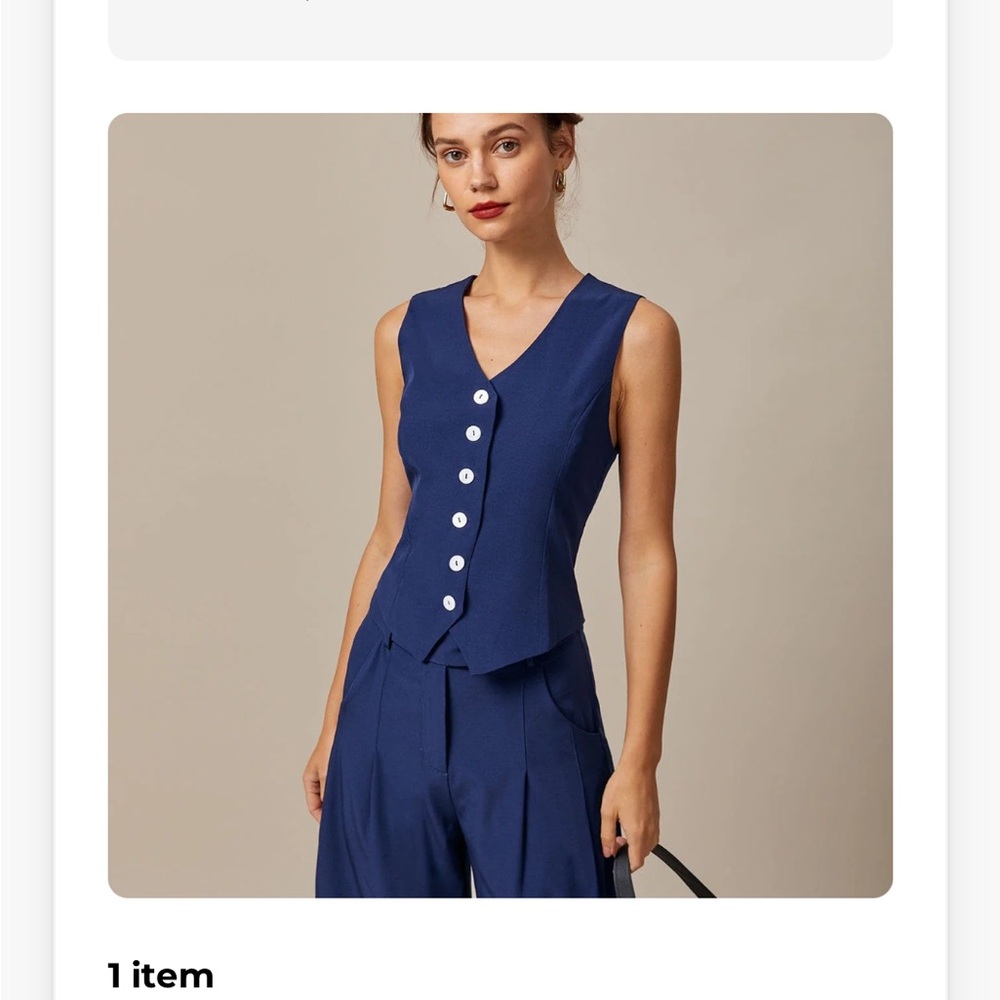 RIHOAS Navy Vest top